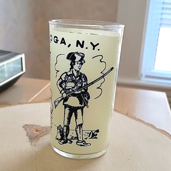 Vintage Fort Ticondaroga, N.Y. - Picture 4 of 5